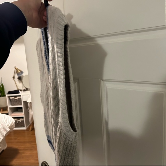 Sundays Best Aritzia Sweater Vest - Picture 3 of 4